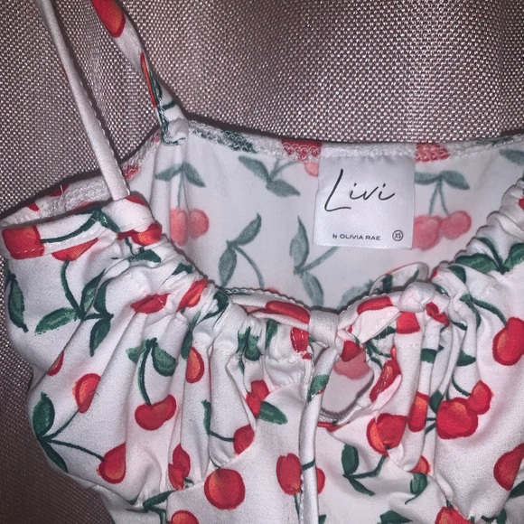 CHERRY CROP TOP 🍒 size x-small, brand new/perfect condition, adjustable tie. - Picture 4 of 4